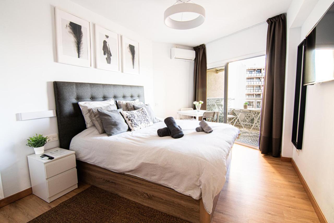 Apartment Puerto Marina - First Line Beach - Benalmadena - Malaga Extérieur photo